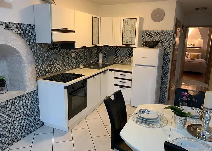 First Row To The Sea - Maremi Terrace Apartmán *