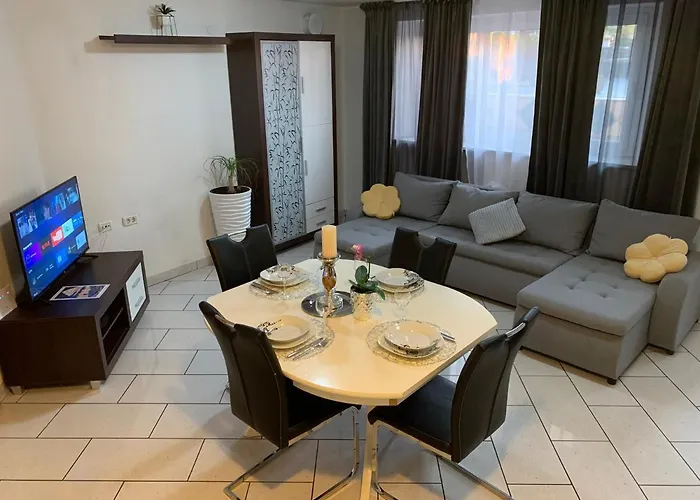 First Row To The Sea - Maremi Terrace *